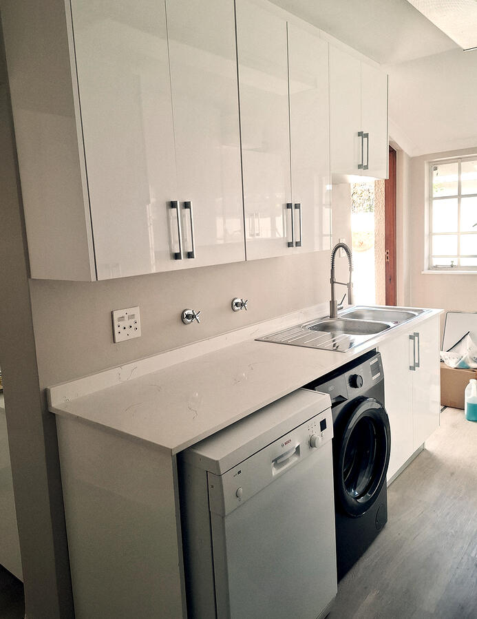 Kitchen wash-up space